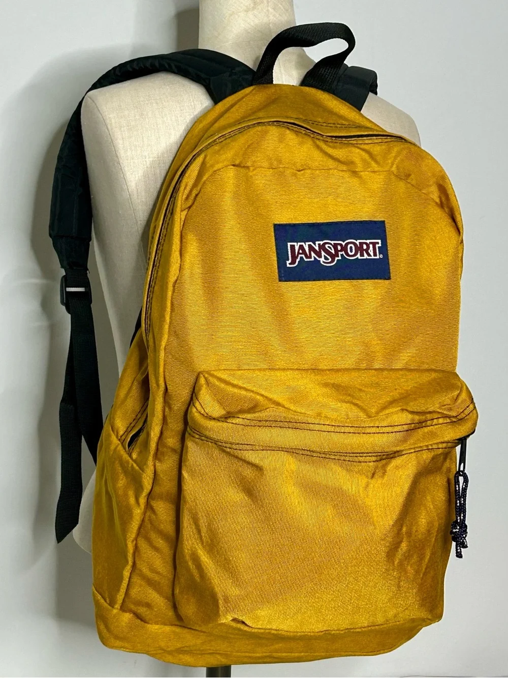 Vintage 90’s Jansport Backpack in a Mustard Rust Yellow 15”Wx19”H Grunge Yellow
